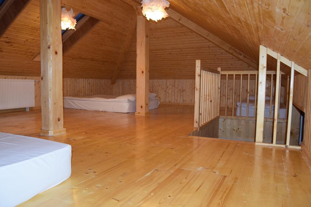 Pensiunea Agroturistica Cerna, Vaideeni, Valcea Esterno foto